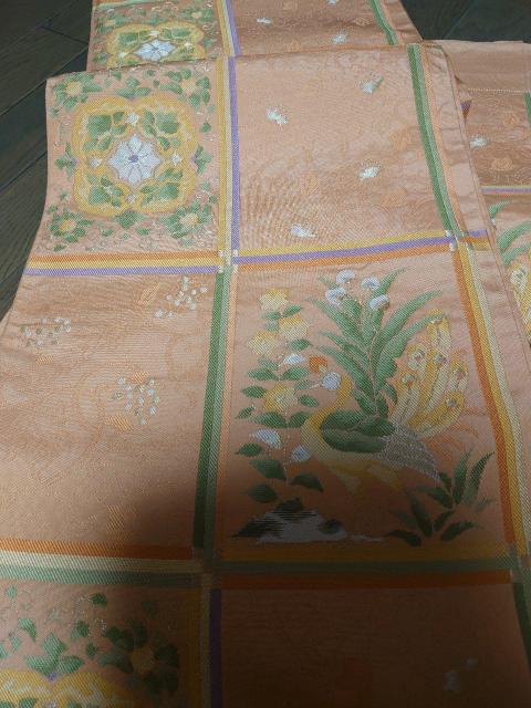 たぶん未使用、六通の袋帯、芯なし、サーモンピンクに柄 < 女性ファッション  たぶん未使用、六通の袋帯、芯なし、サーモンピンクに柄 < 女性ファッションの