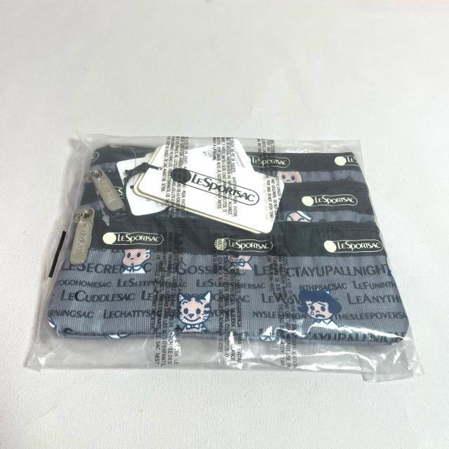 ★新品★LeSportsac レスポートサック オサムグッズ グレー オサムタイポグラフィ 3つ収納 ポーチ 7158 送料無料 < 女性ファッション  ★新品★LeSportsac レスポートサック オサムグッズ グレー オサムタイポグラフィ 3つ収納 ポーチ 7158 送料無料 < 女性ファッションの