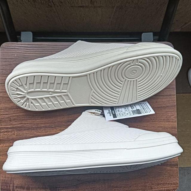 新品 26.5cm メンズ スニーカー サボ シューズ 靴 ホワイト カジュアル < 男性ファッション  新品 26.5cm メンズ スニーカー サボ シューズ 靴 ホワイト カジュアル < 男性ファッションの