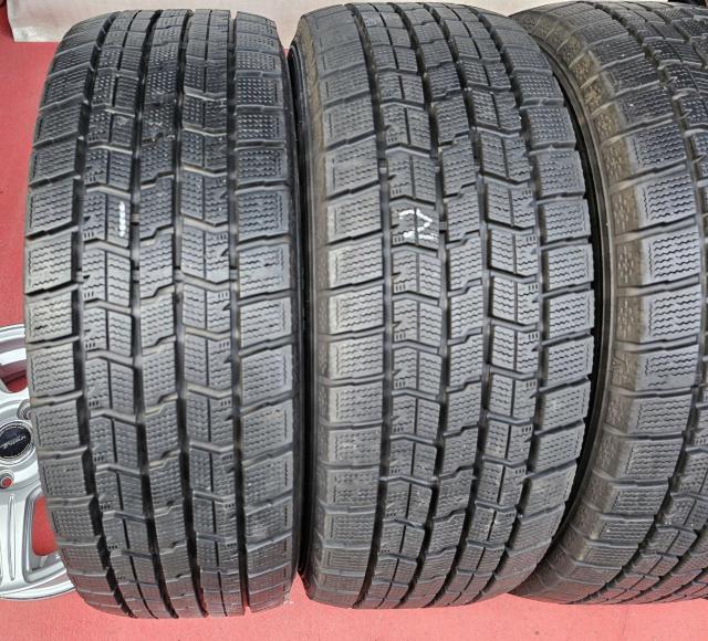 バリ溝!年式21 スタッドレスタイヤ GOODYEAR ICENAVI 7 16 インチ215/60R16 95Q ヴェゼル カム < 自動車/バイク バリ溝!年式21 スタッドレスタイヤ GOODYEAR ICENAVI 7 16 インチ215/60R16 95Q ヴェゼル カム < 自動車/バイク