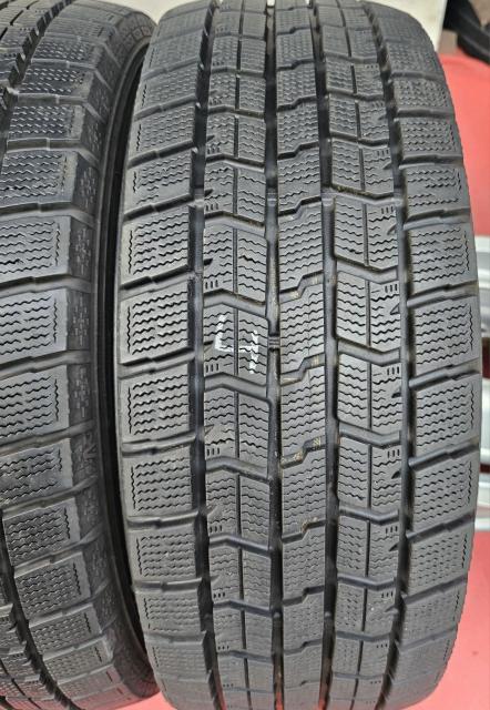バリ溝!年式21 スタッドレスタイヤ GOODYEAR ICENAVI 7 16 インチ215/60R16 95Q ヴェゼル カム < 自動車/バイク バリ溝!年式21 スタッドレスタイヤ GOODYEAR ICENAVI 7 16 インチ215/60R16 95Q ヴェゼル カム < 自動車/バイク