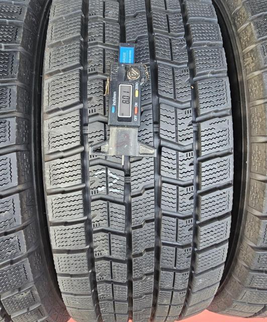 バリ溝!年式21 スタッドレスタイヤ GOODYEAR ICENAVI 7 16 インチ215/60R16 95Q ヴェゼル カム < 自動車/バイク バリ溝!年式21 スタッドレスタイヤ GOODYEAR ICENAVI 7 16 インチ215/60R16 95Q ヴェゼル カム < 自動車/バイク