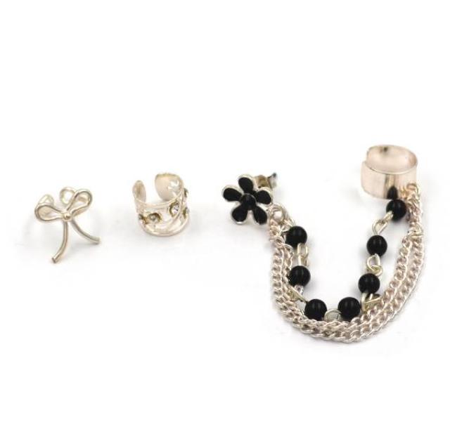 新品 お花チェーンカフスピアスとカフスの3個セット < 女性アクセサリー/時計 新品 お花チェーンカフスピアスとカフスの3個セット < 女性アクセサリー/時計の