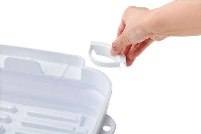 ISETO (伊勢藤) おりたたみ水切りバスケット I-605 ホワイト 折りたたみバスケット たたんで吊り下げOK 台所 < インテリア/ライフ  ISETO (伊勢藤) おりたたみ水切りバスケット I-605 ホワイト 折りたたみバスケット たたんで吊り下げOK 台所 < インテリア/ライフの