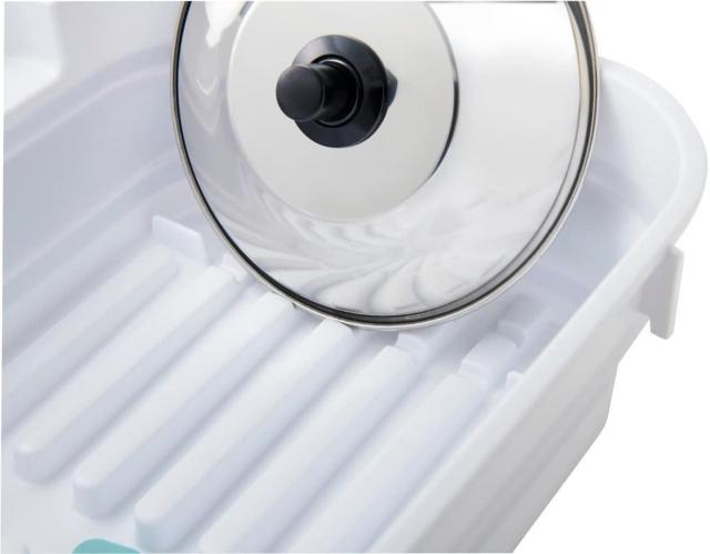 ISETO (伊勢藤) おりたたみ水切りバスケット I-605 ホワイト 折りたたみバスケット たたんで吊り下げOK 台所 < インテリア/ライフ  ISETO (伊勢藤) おりたたみ水切りバスケット I-605 ホワイト 折りたたみバスケット たたんで吊り下げOK 台所 < インテリア/ライフの