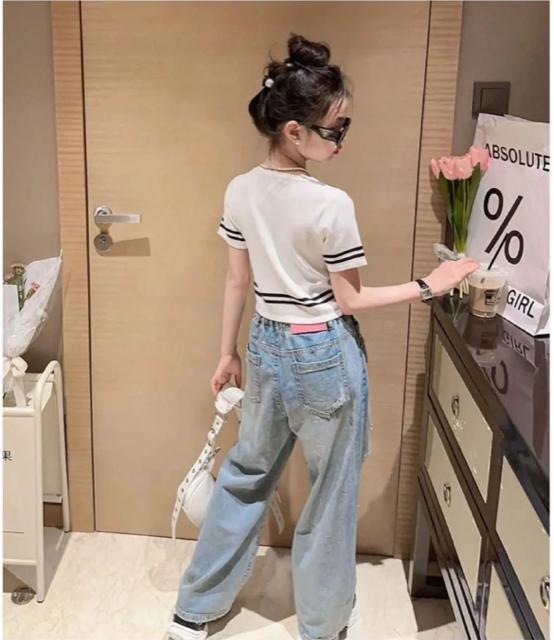 ジュニア ガールズ デニムパンツ ダメージ加工 洗練デザイン 加工デニムパンツ < キッズ/ベビー ジュニア ガールズ デニムパンツ ダメージ加工 洗練デザイン 加工デニムパンツ < キッズ/ベビーの