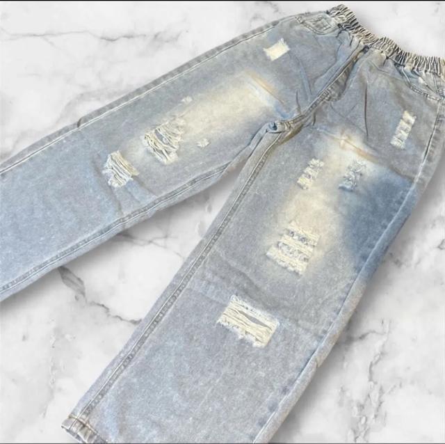 ジュニア ガールズ デニムパンツ ダメージ加工 洗練デザイン 加工デニムパンツ < キッズ/ベビー ジュニア ガールズ デニムパンツ ダメージ加工 洗練デザイン 加工デニムパンツ < キッズ/ベビーの