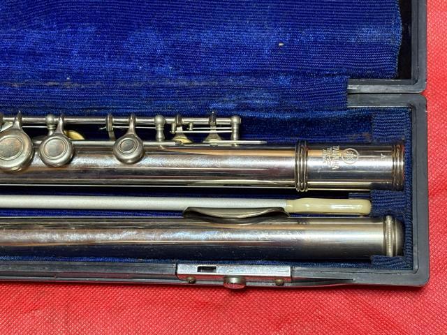 YAMAHA フルート YFL-123 専用ケース付き 良品2403-01-8 < ホビー YAMAHA フルート YFL-123 専用ケース付き 良品2403-01-8 < ホビーの