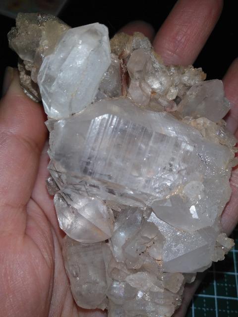 ヒマラヤ水晶 クル渓谷産 ブラックルチル入り原石★約175グラム < インテリア/ライフ ヒマラヤ水晶 クル渓谷産 ブラックルチル入り原石★約175グラム < インテリア/ライフの