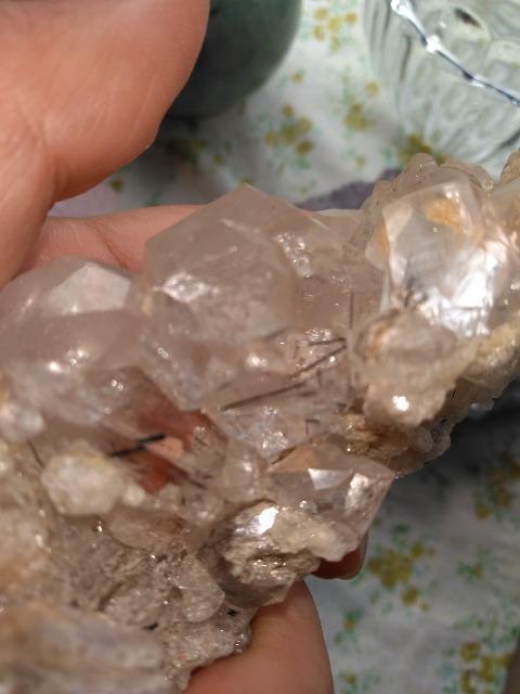 ヒマラヤ水晶 クル渓谷産 ブラックルチル入り原石★約175グラム < インテリア/ライフ ヒマラヤ水晶 クル渓谷産 ブラックルチル入り原石★約175グラム < インテリア/ライフの