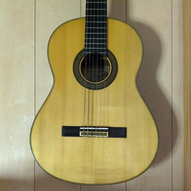 Yamaha /Grand concert �N���V�b�N�M�^�[ GC-5 �� �z�r�[�� 