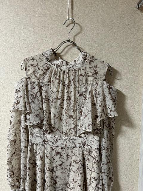 1.6Vi^OtLAGUNA MOONV_[tp^[s[X