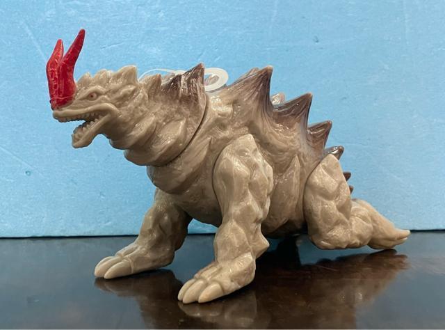 ウルトラマンティガ 岩石怪獣 ガグマ PVC ソフビ ソフトビニール フィギュア 特撮 ヒーロー 怪獣 バンダイ < ホビー ウルトラマンティガ 岩石怪獣 ガグマ PVC ソフビ ソフトビニール フィギュア 特撮 ヒーロー 怪獣 バンダイ < ホビーの