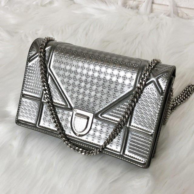 【廃盤】Christian Dior クリスチャンディオール チェーンショルダーバッグ ディオラマ シルバー < ブランド 【廃盤】Christian Dior クリスチャンディオール チェーンショルダーバッグ ディオラマ シルバー < ブランドの