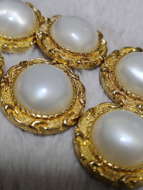 お洒落かわいいボタン★7個セット★中古品 < ペット/手芸/園芸 お洒落かわいいボタン★7個セット★中古品 < ペット/手芸/園芸の