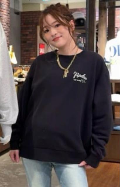 ロデオクラウンズ★ ロゴデニムパッチスウェットトップス(ブラック) < ブランド ロデオクラウンズ★ ロゴデニムパッチスウェットトップス(ブラック) < ブランドの