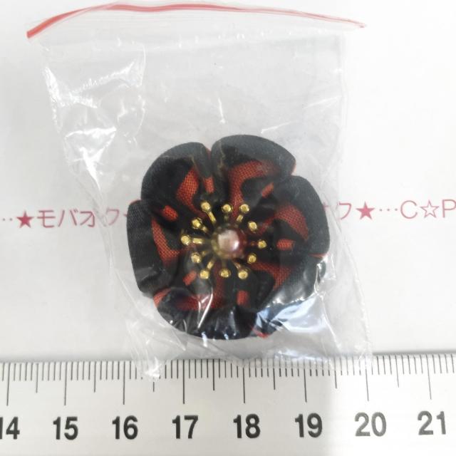 10*ハンドメイド♪つまみ細工風お花モチーフ 25 < 女性ファッション 10*ハンドメイド♪つまみ細工風お花モチーフ 25 < 女性ファッションの