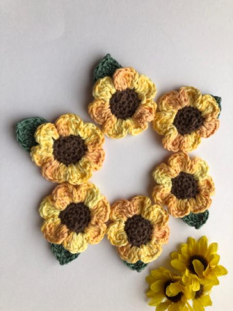 ハンドメイド ブローチ ビタミンカラーのひまわり満開♪ < 女性ファッション  ハンドメイド ブローチ ビタミンカラーのひまわり満開♪ < 女性ファッションの