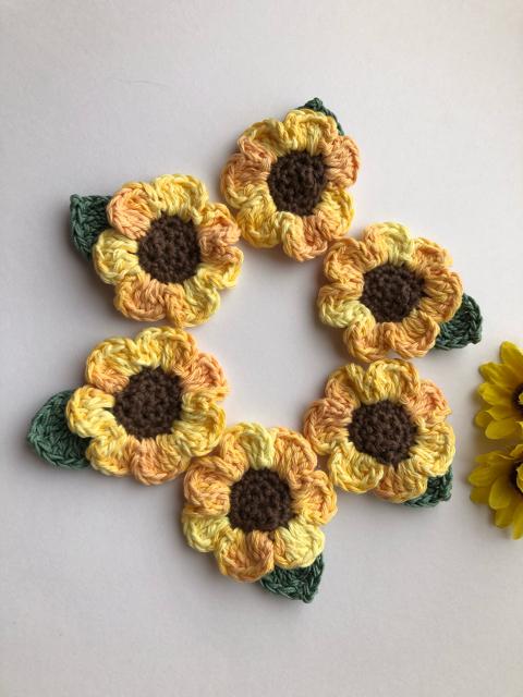 ハンドメイド ブローチ ビタミンカラーのひまわり満開♪ < 女性ファッション  ハンドメイド ブローチ ビタミンカラーのひまわり満開♪ < 女性ファッションの