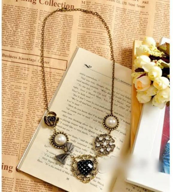 新品ゴスロリ姫系アンティーク調ハートパール薔薇ネックレス < 女性アクセサリー/時計  新品ゴスロリ姫系アンティーク調ハートパール薔薇ネックレス  < 女性アクセサリー/時計の