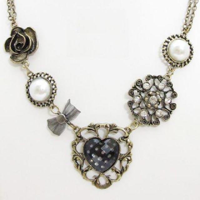 新品ゴスロリ姫系アンティーク調ハートパール薔薇ネックレス < 女性アクセサリー/時計  新品ゴスロリ姫系アンティーク調ハートパール薔薇ネックレス < 女性アクセサリー/時計の