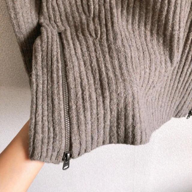 ◆Abercrombie & Fitch/アバクロ◆定番シンプルニット★グレージュ系Sサイズ*秋コーデ♪ハワイ購入 < ブランド  ◆Abercrombie & Fitch/アバクロ◆定番シンプルニット★グレージュ系Sサイズ*秋コーデ♪ハワイ購入 < ブランドの