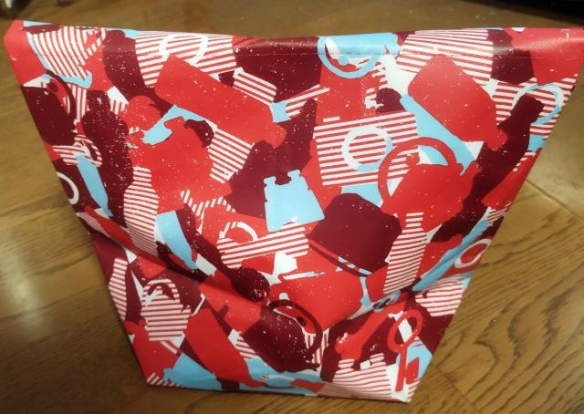 ウォーリーをさがせ!保冷ランチバック 自立するクラッチタイプ マジックテープ付き < インテリア/ライフ  ウォーリーをさがせ!保冷ランチバック 自立するクラッチタイプ マジックテープ付き < インテリア/ライフの