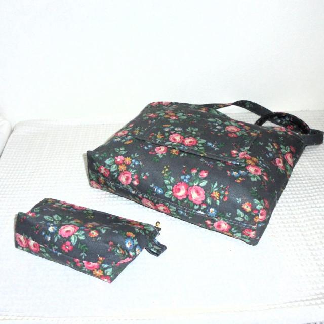 ◆キャスキッドソン/Cath Kidston◆ピンク薔薇×アッシュグレー地◆トート&ファスナーポーチのA点セット < 女性ファッション  ◆キャスキッドソン/Cath Kidston◆ピンク薔薇×アッシュグレー地◆トート&ファスナーポーチのA点セット < 女性ファッションの