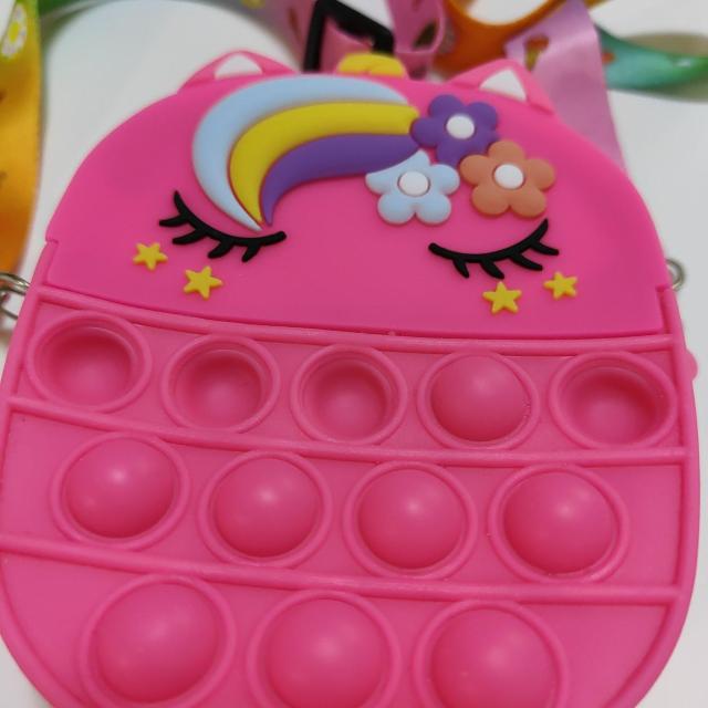 ユニコーン シリコン ショルダーバッグ ピンク ポップイット < キッズ/ベビー  ユニコーン シリコン ショルダーバッグ ピンク ポップイット < キッズ/ベビーの