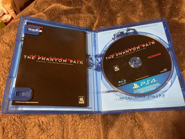 PS4 METAL GEAR SOLID V: THE PHANTOM PAIN (メタルギアソリッドV ファントムペイン) < ゲーム本体/ソフト PS4 METAL GEAR SOLID V: THE PHANTOM PAIN (メタルギアソリッドV ファントムペイン) < ゲーム本体/ソフトの