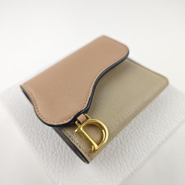 Christian Dior ���z �� �u�����h�� 