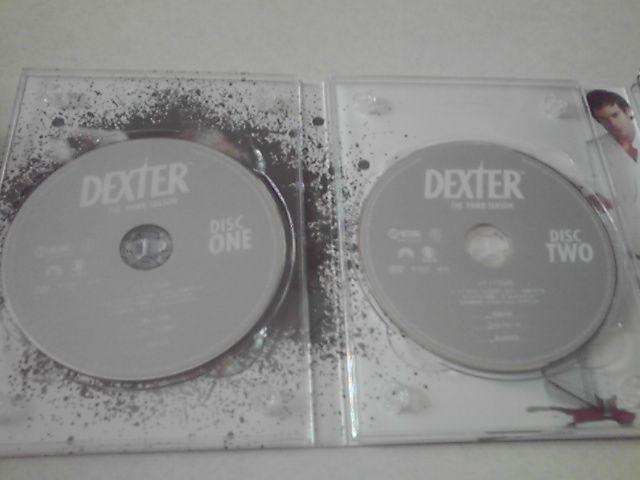 P36 美品 DEXTER デクスター コンプリートBOX シーズン3 4枚組 < CD/DVD/ビデオ  P36 美品 DEXTER デクスター コンプリートBOX シーズン3 4枚組 < CD/DVD/ビデオの