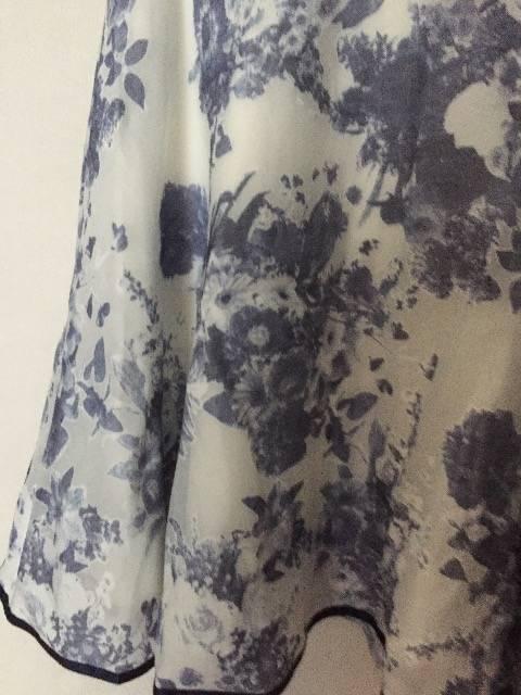 美品VIS ヴィス フラワープリントスカート < ブランド  美品VIS ヴィス フラワープリントスカート < ブランドの