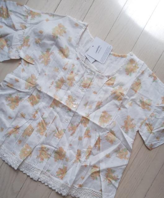 フリーサイズ★wordtrobe★花柄インド綿ブラウス★新品★送料無料 < 女性ファッション  フリーサイズ★wordtrobe★花柄インド綿ブラウス★新品★送料無料 < 女性ファッションの