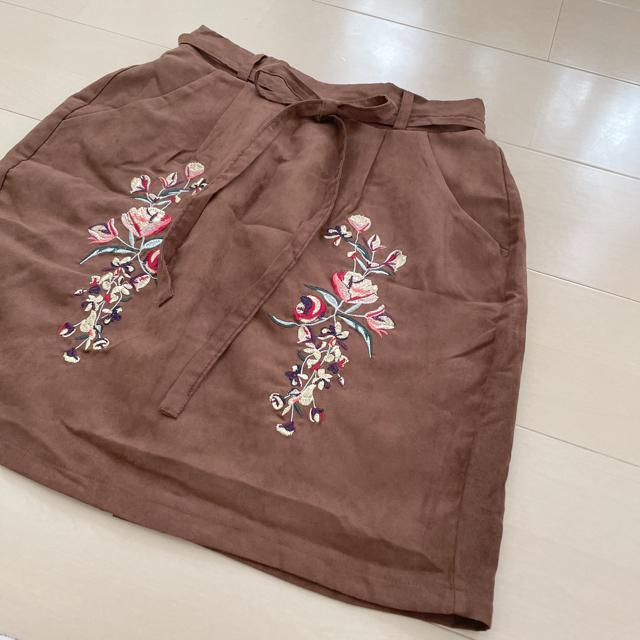 新品 フェイクスエード スカート 刺繍 < 女性ファッション  新品 フェイクスエード スカート 刺繍 < 女性ファッションの