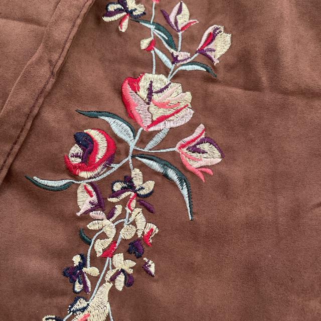 新品 フェイクスエード スカート 刺繍 < 女性ファッション  新品 フェイクスエード スカート 刺繍 < 女性ファッションの