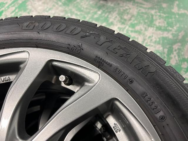 0110186)国産中古スタッドレスタイヤ4本グッドイヤーアイスナビ7コンパクトカーサイズアルミホイール175/65R15送料無料 < 自動車/バイク 0110186)国産中古スタッドレスタイヤ4本グッドイヤーアイスナビ7コンパクトカーサイズアルミホイール175/65R15送料無料 < 自動車/バイク