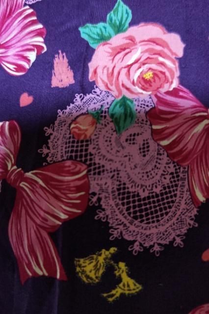 ★新品紫×薔薇リボンハートレースラメ入シンデレラ柄給食巾着袋&ランチョンマットセット < キッズ/ベビー ★新品紫×薔薇リボンハートレースラメ入シンデレラ柄給食巾着袋&ランチョンマットセット < キッズ/ベビーの