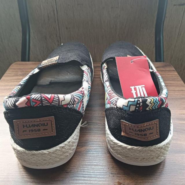 新品 26cm メンズ スリッポン ブラック シューズ 靴 男女兼用 < 男性ファッション  新品 26cm メンズ スリッポン ブラック シューズ 靴 男女兼用 < 男性ファッションの