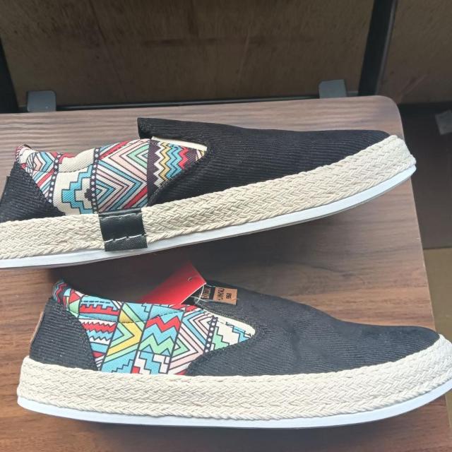 新品 26cm メンズ スリッポン ブラック シューズ 靴 男女兼用 < 男性ファッション  新品 26cm メンズ スリッポン ブラック シューズ 靴 男女兼用 < 男性ファッションの