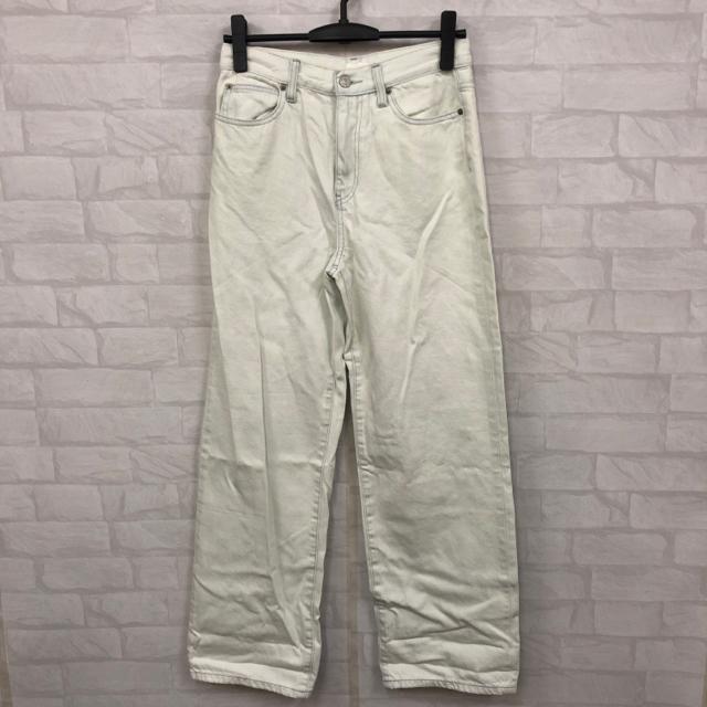 即決 UNIQLO ユニクロ ワイドストレートジーンズ < ブランド 即決 UNIQLO ユニクロ ワイドストレートジーンズ < ブランドの