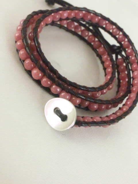 天然石キレイ5Aロードナイト&本革2重ラップブレスレット < 女性アクセサリー/時計 天然石キレイ5Aロードナイト&本革2重ラップブレスレット < 女性アクセサリー/時計の