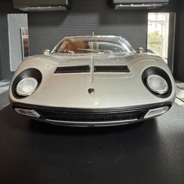 絶版未展示品 京商 1/18 ランボルギーニ ミウラ P400 SV シルバー < ホビー  絶版未展示品 京商 1/18 ランボルギーニ ミウラ P400 SV シルバー < ホビーの