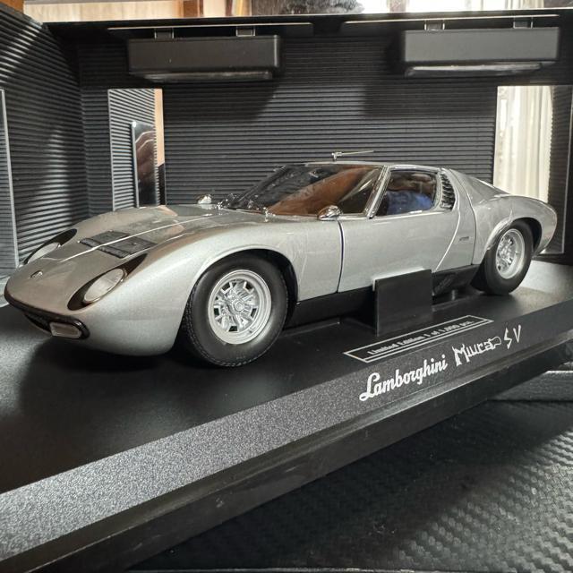 絶版未展示品 京商 1/18 ランボルギーニ ミウラ P400 SV シルバー < ホビー  絶版未展示品 京商 1/18 ランボルギーニ ミウラ P400 SV シルバー < ホビーの