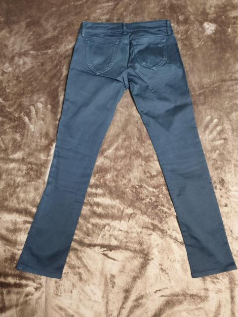 ubNoC}EW[W[YTCY24  uh 