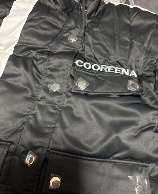 厚手 中綿 ひざ丈ジップジャケット コート アウター 刺繍英字柄 ブラック 大きいサイズ < 女性ファッション 厚手 中綿 ひざ丈ジップジャケット コート アウター 刺繍英字柄 ブラック 大きいサイズ < 女性ファッションの