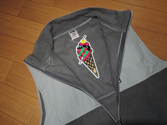 新品ICE CREAMフリースベストXXLアイスクリームBBC・APE < ブランド 新品ICE CREAMフリースベストXXLアイスクリームBBC・APE < ブランドの