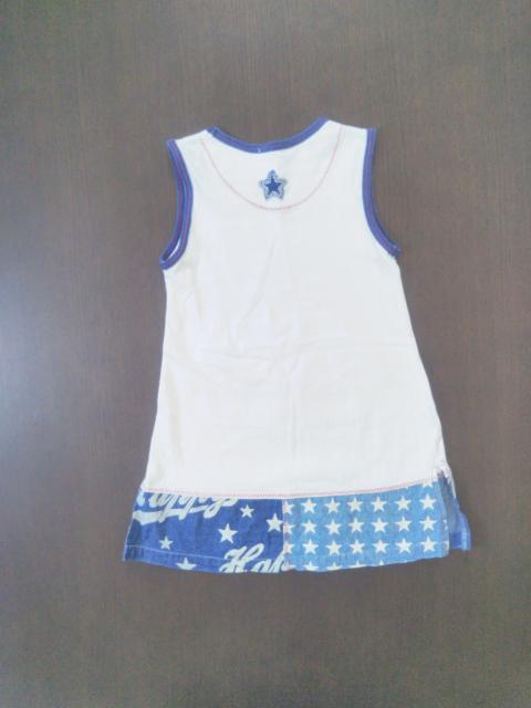 size110/星柄&ロゴ/可愛いワンピース// < キッズ/ベビー size110/星柄&ロゴ/可愛いワンピース// < キッズ/ベビーの