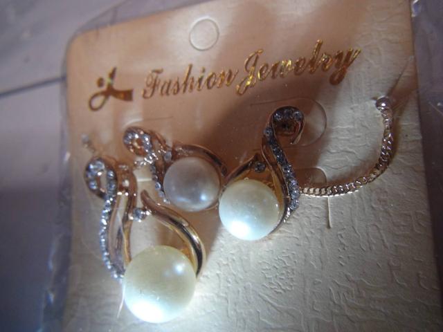 人工パールクリスタルストーンペンダントネックレスピアス!。  < 女性アクセサリー/時計  人工パールクリスタルストーンペンダントネックレスピアス!。  < 女性アクセサリー/時計の