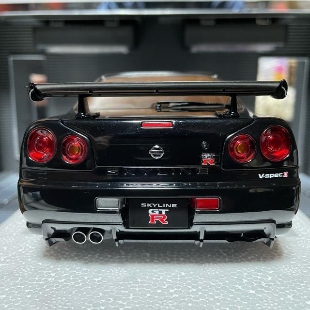 未展示品オートアート1/18スカイライン GT-R R34 V-SPEC II < ホビー  未展示品オートアート1/18スカイライン GT-R R34 V-SPEC II < ホビーの